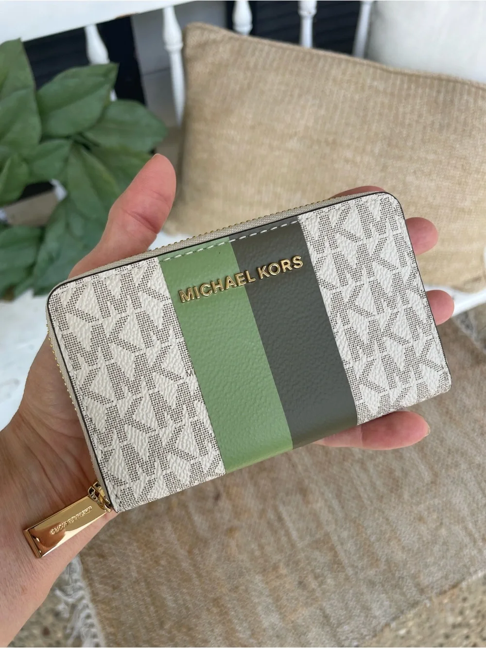 Michael Kors Small Jet Set Zip-Around Card Case Wallet: Vanilla, Sage, Olive
